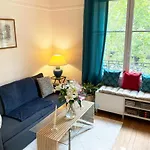 Magnifique Appartement Parisien Au Pied De La Tour Eiffel City Center